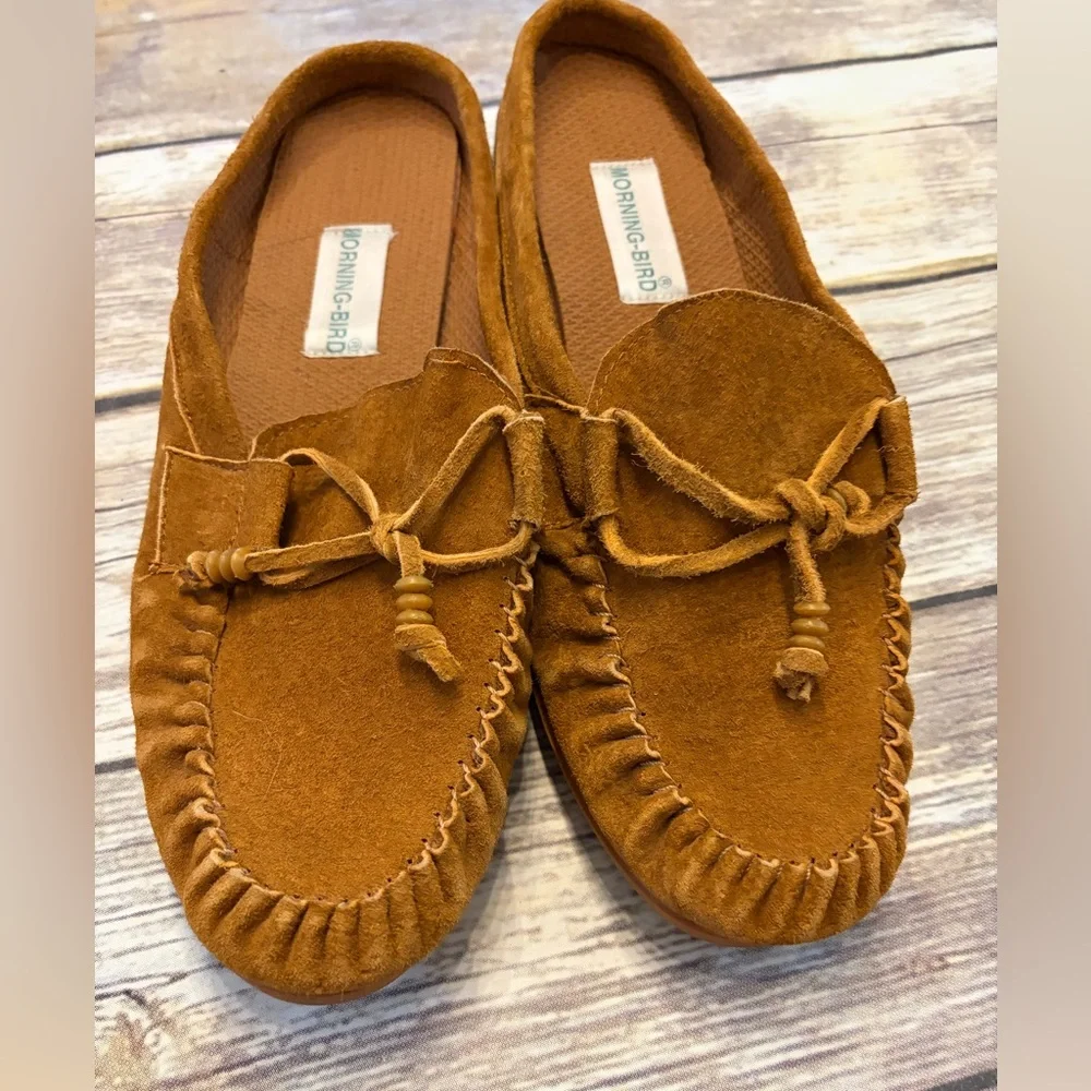 Size 10 Leather Moccasins - Picture 2 of 6